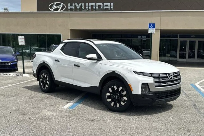 2026 Hyundai Santa Cruz SEL Activity photo 1