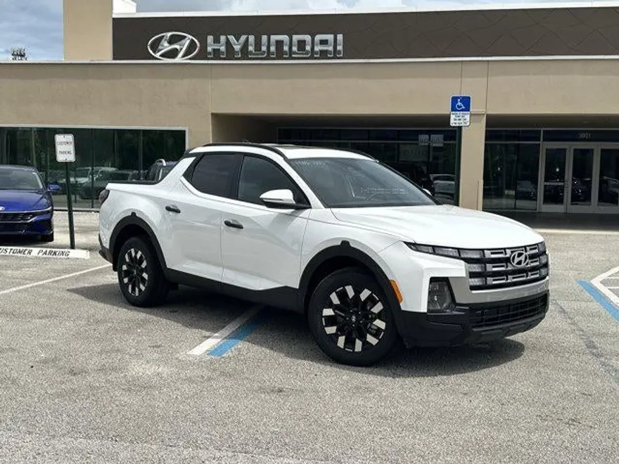 2026 Hyundai Santa Cruz SEL Activity photo 1