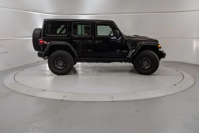 2022 Jeep Wrangler Unlimited Rubicon photo 1