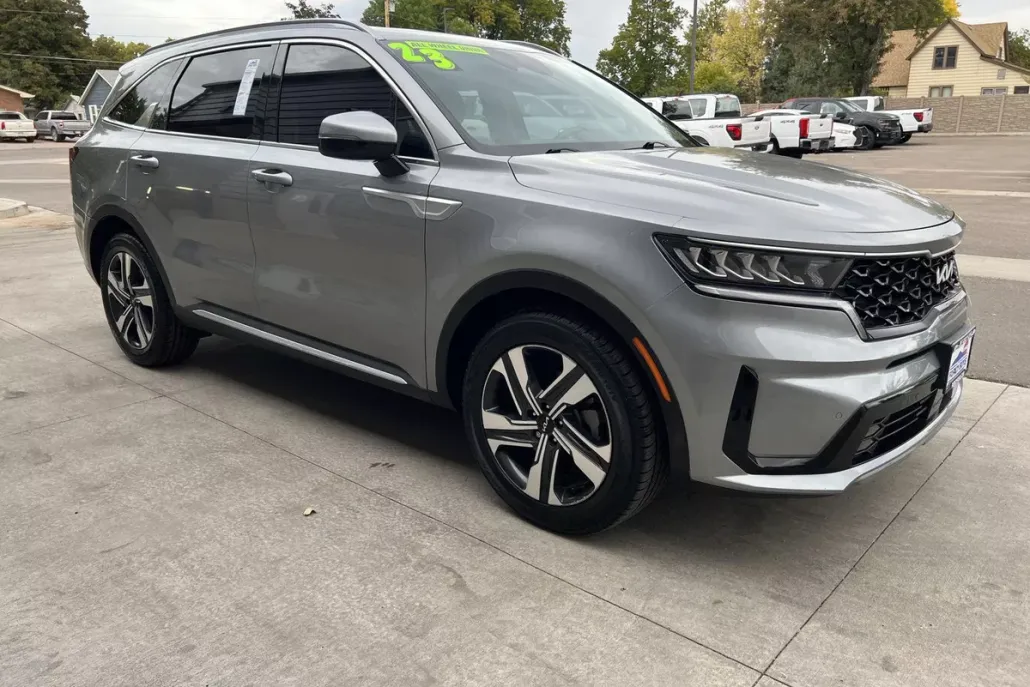 2023 Kia Sorento Hybrid EX photo 1