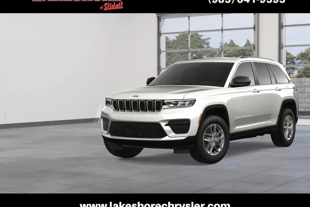 2025 Jeep Grand Cherokee Laredo photo 1