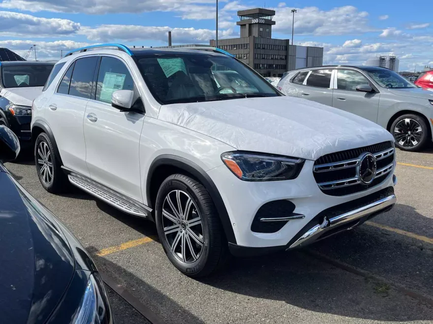2026 Mercedes Benz GLE 350 4MATIC photo 1