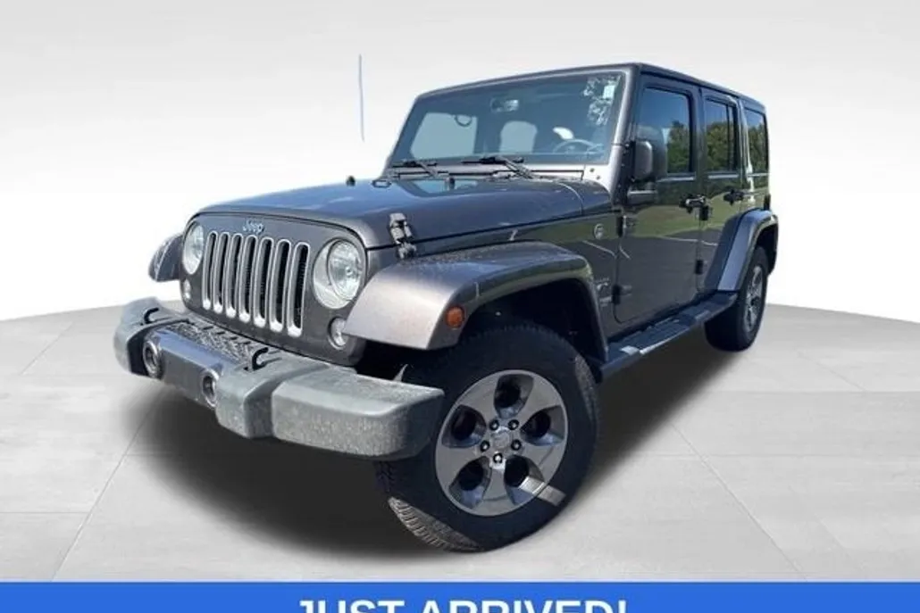 2018 Jeep Wrangler Unlimited Sahara photo 1
