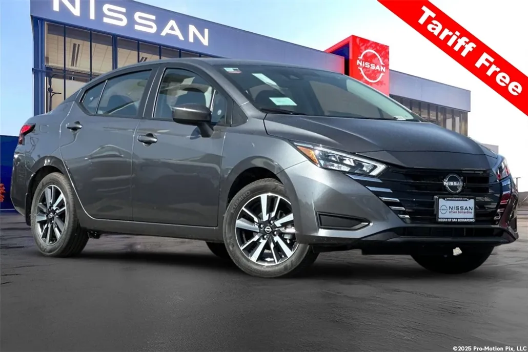 2025 Nissan Versa 1.6 SV photo 1