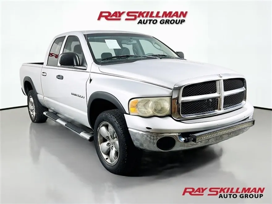 2005 Dodge Ram SLT photo 1