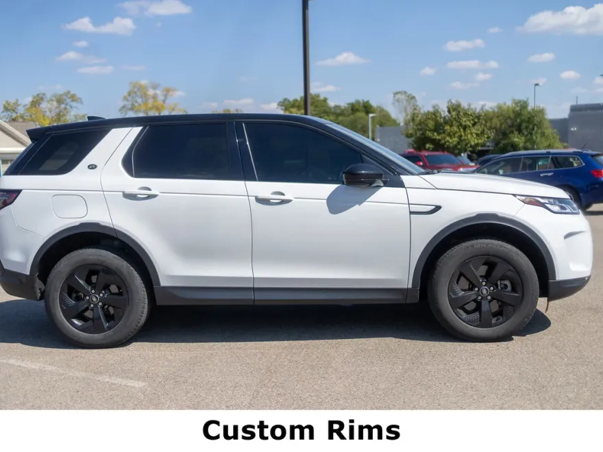 2022 Land Rover Discovery Sport S photo 1