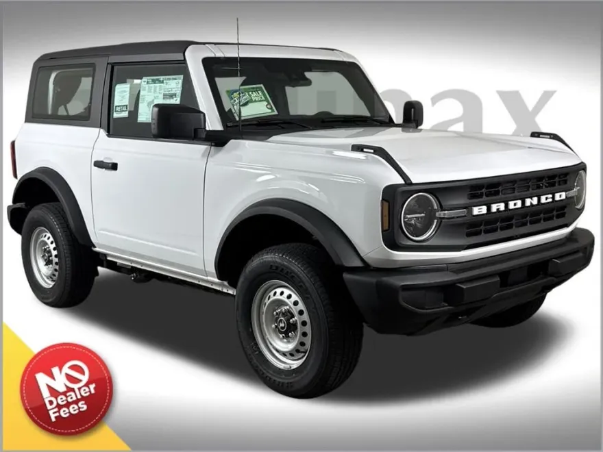 2025 Ford Bronco Base photo 1
