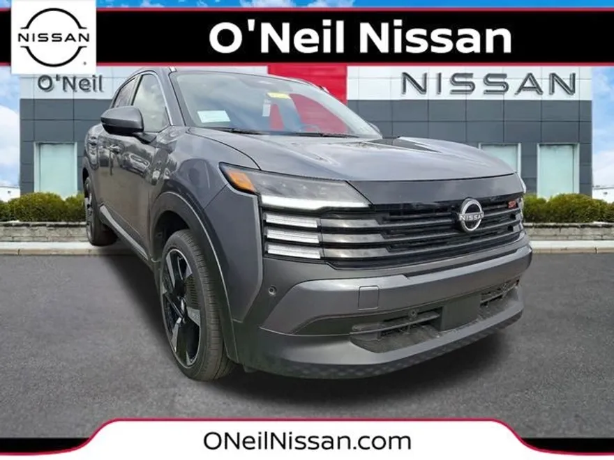 2025 Nissan Kicks SR photo 1