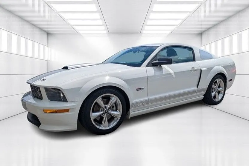 2007 Ford Mustang GT photo 1