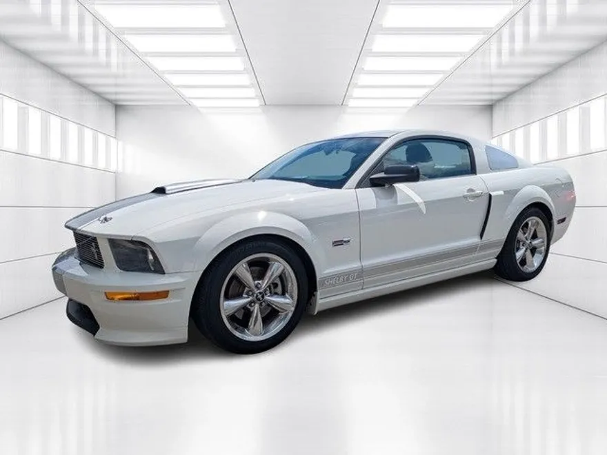 2007 Ford Mustang GT photo 1