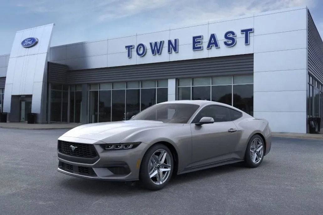 2025 Ford Mustang EcoBoost Premium photo 1