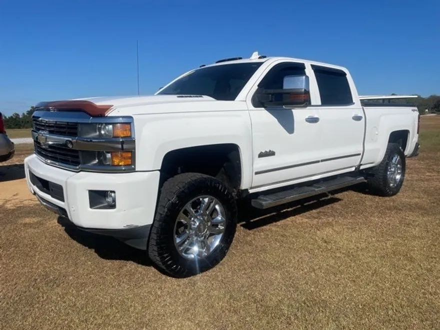 2016 Chevrolet Silverado 2500HD High Country photo 1