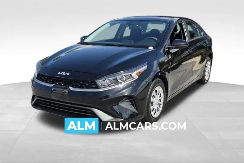 2024 Kia Forte LX photo 1