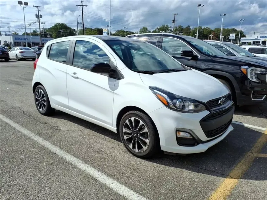 2021 Chevrolet Spark 1LT photo 1