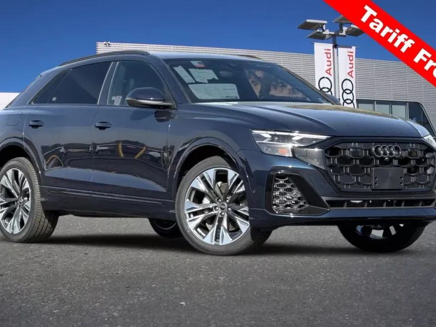 2025 Audi Q8 55 Premium Plus photo 1