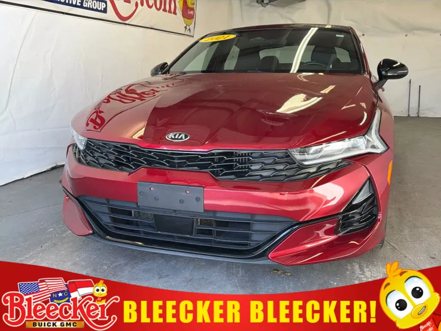 2021 Kia K5 GT-Line photo 1