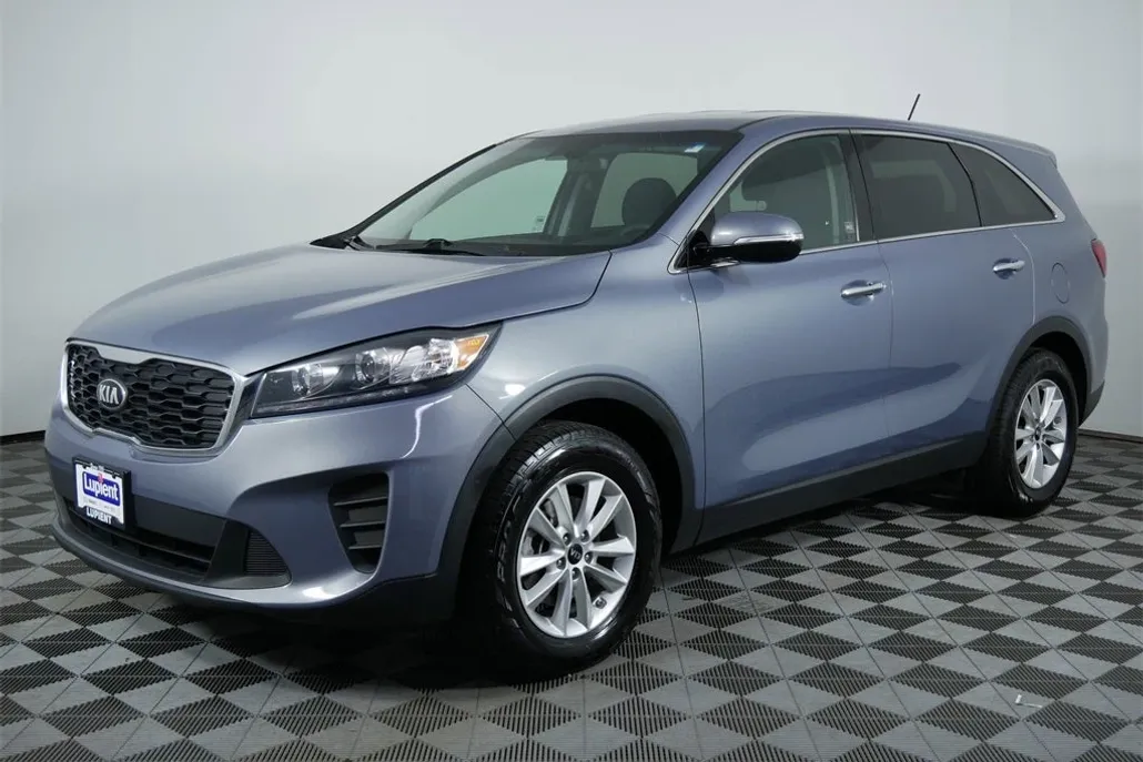 2020 Kia Sorento LX S photo 1