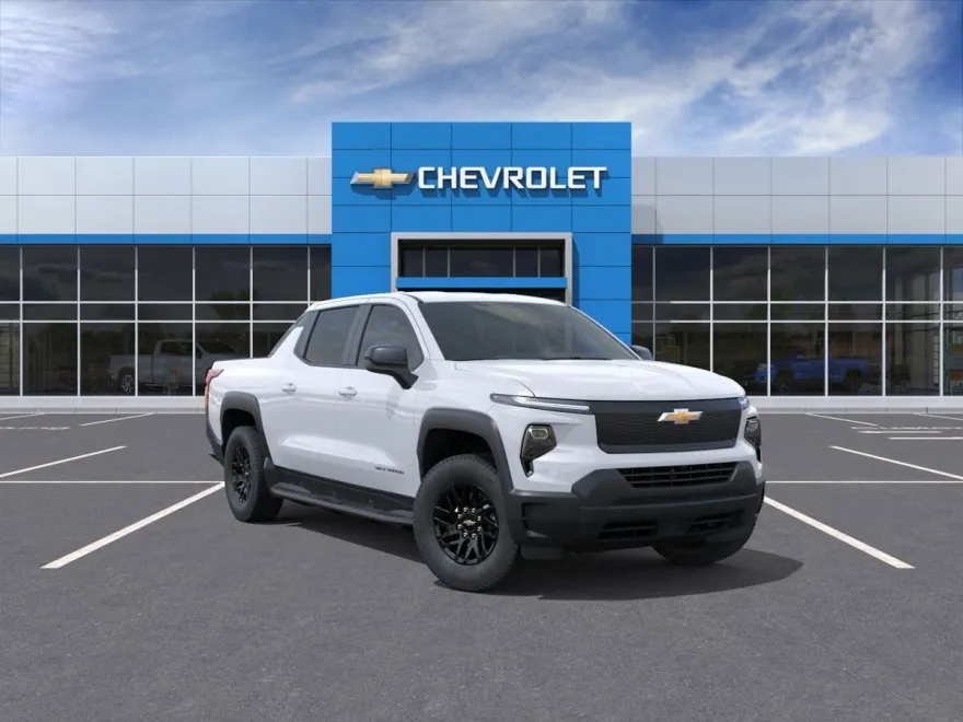 2026 Chevrolet Silverado photo 1