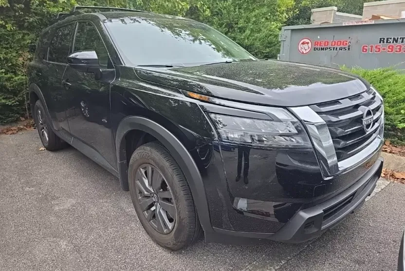 2025 Nissan Pathfinder SV photo 1