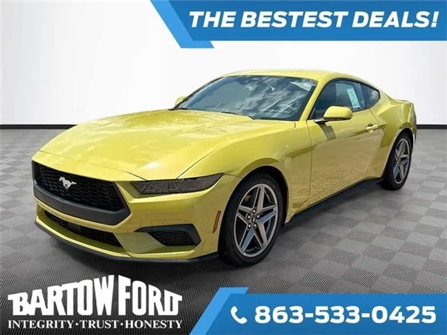 2025 Ford Mustang EcoBoost photo 1