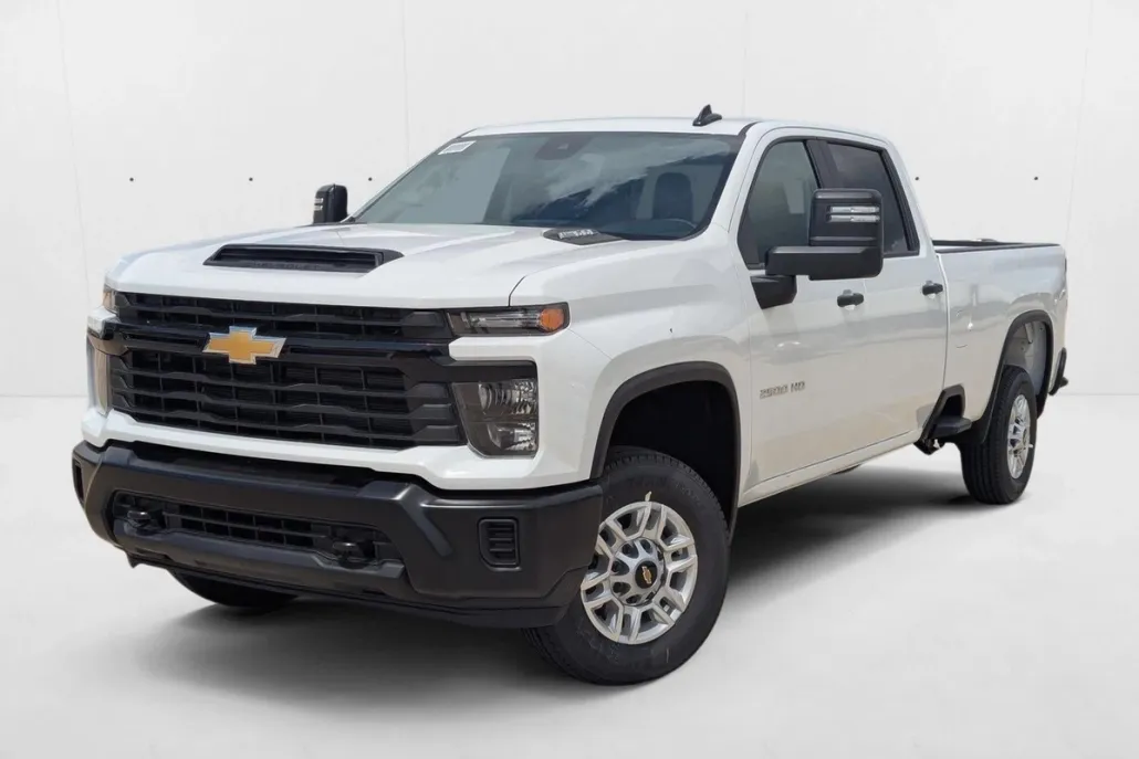 2025 Chevrolet Silverado 2500HD photo 1