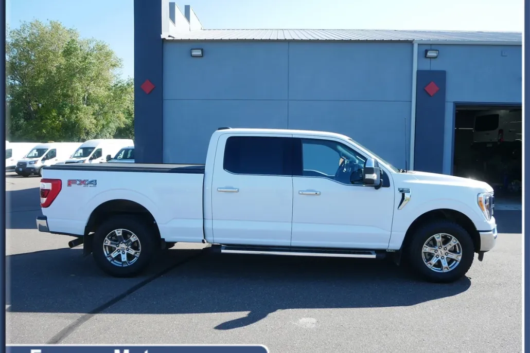 2022 Ford F-150 Lariat photo 1
