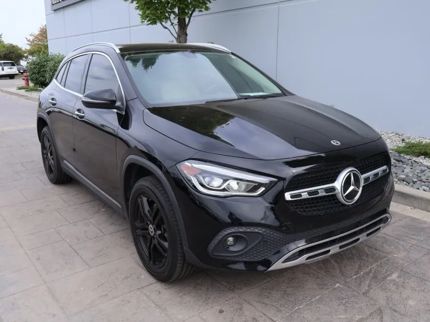 2022 Mercedes Benz GLA 250 4MATIC photo 1