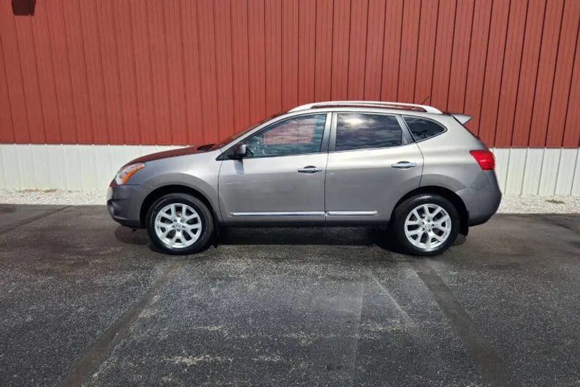2012 Nissan Rogue SV SL photo 1