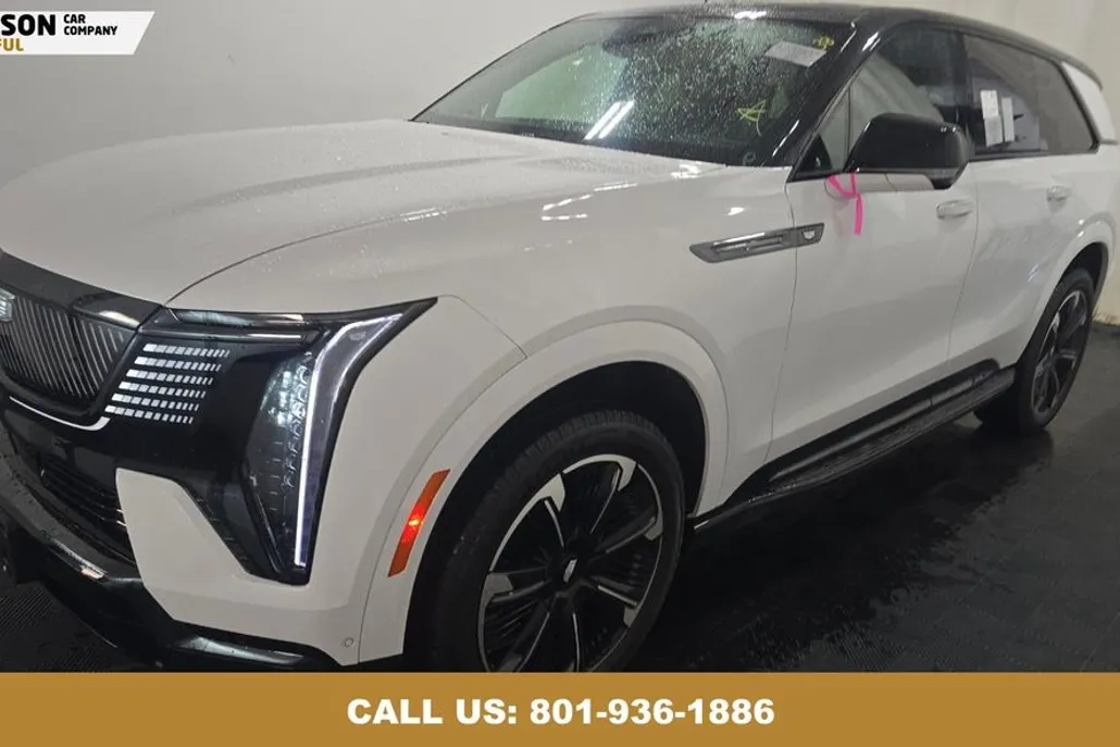 2025 Cadillac Escalade IQ Sport photo 1