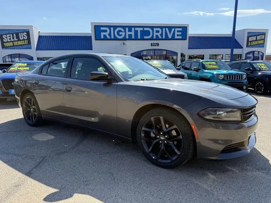 2023 Dodge Charger SXT photo 1