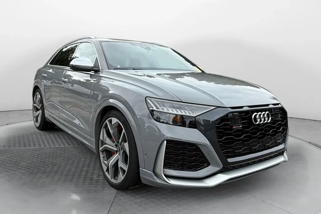 2023 Audi RS Q8 photo 1
