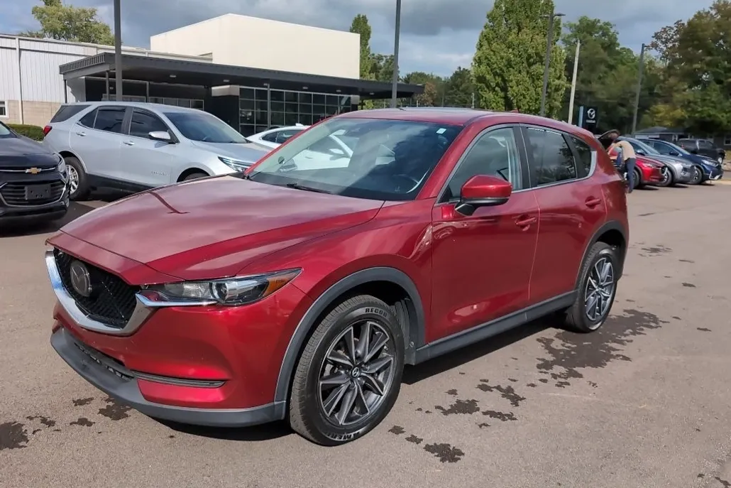 2018 Mazda CX-5 Touring photo 1