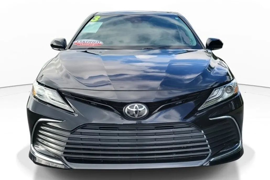2023 Toyota Camry XLE photo 1