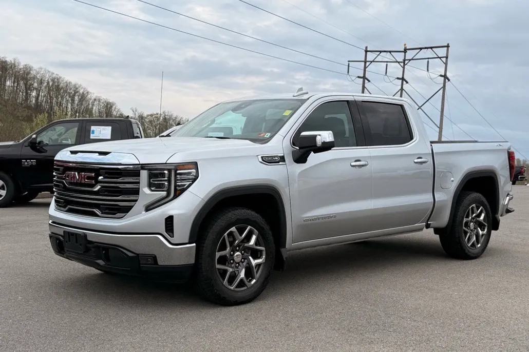 2022 Gmc Sierra 1500 SLT photo 1