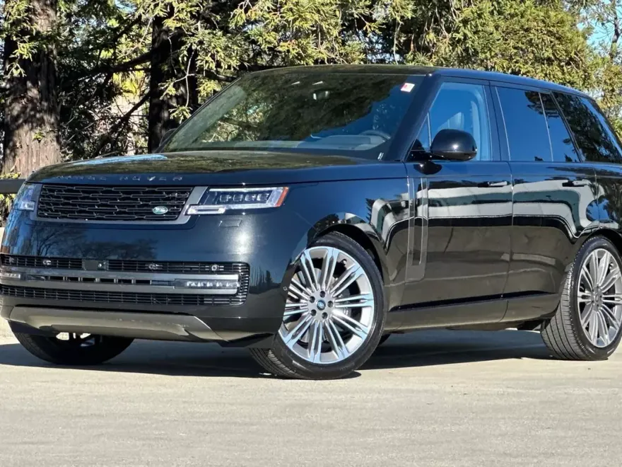 2025 Land Rover Range Rover SE photo 1