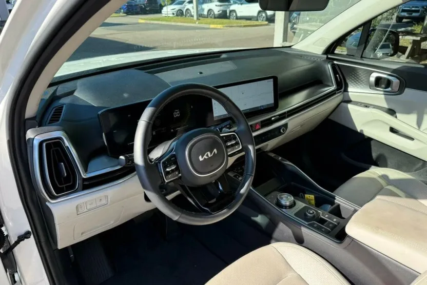 2025 Kia Sorento Hybrid EX photo 1