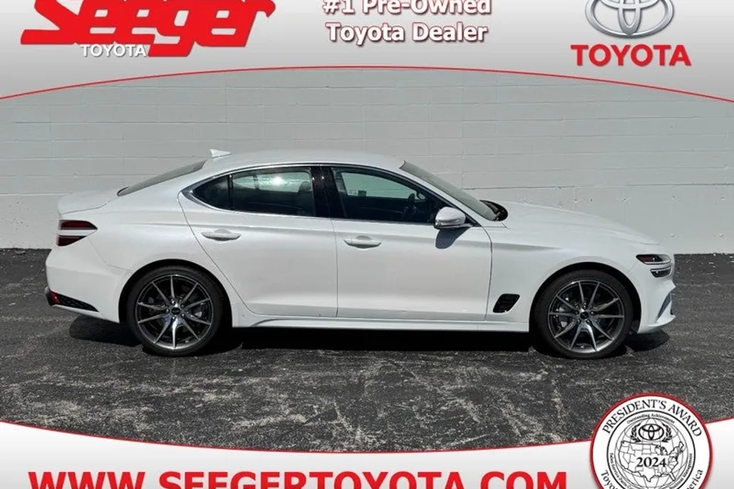 2025 Genesis G70 2.5T photo 1