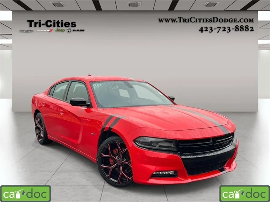 2018 Dodge Charger R/T photo 1