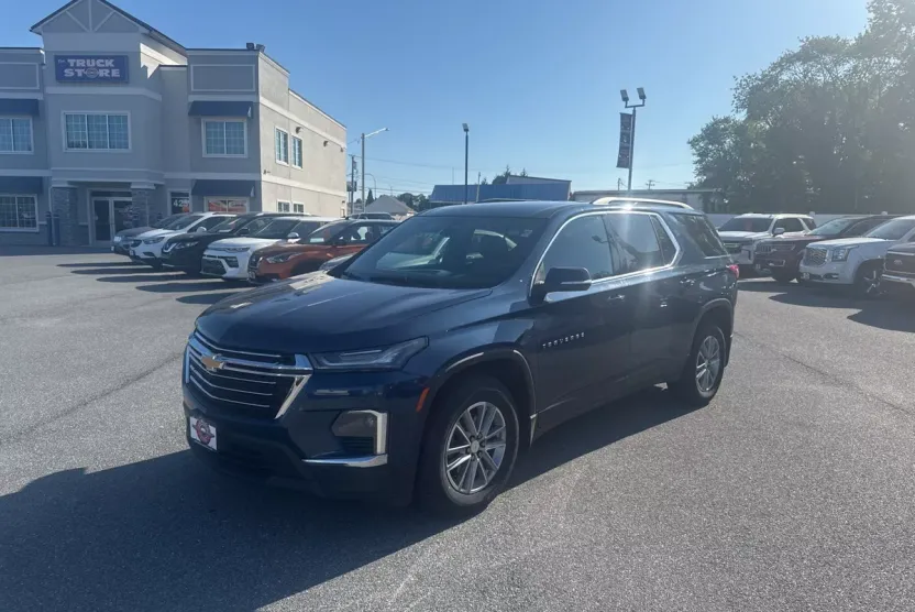 2022 Chevrolet Traverse Leather photo 1
