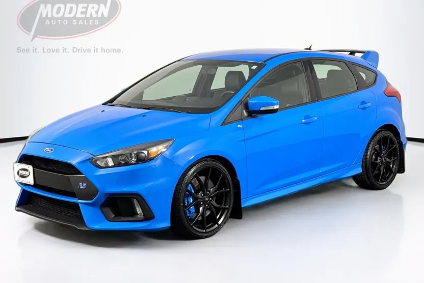 2017 Ford Focus RS photo 1