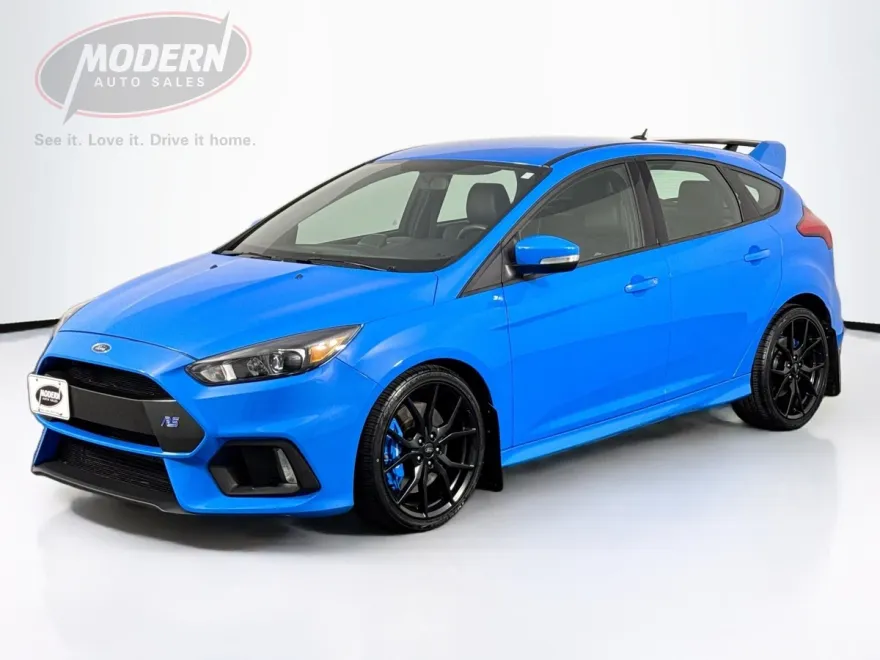 2017 Ford Focus RS photo 1
