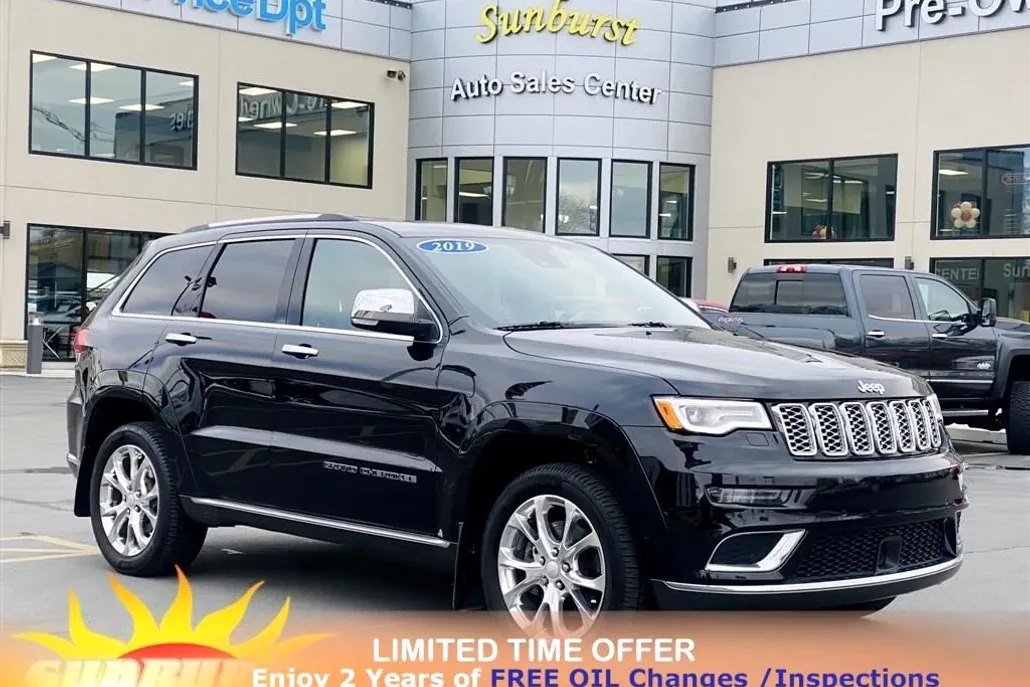 2019 Jeep Grand Cherokee Summit photo 1