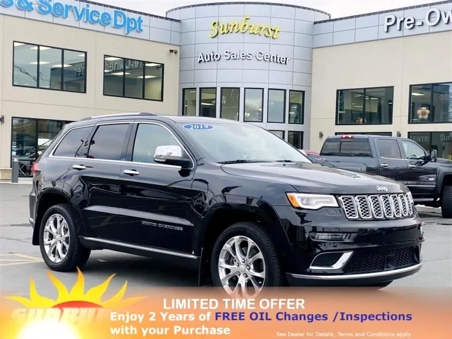 2019 Jeep Grand Cherokee Summit photo 1
