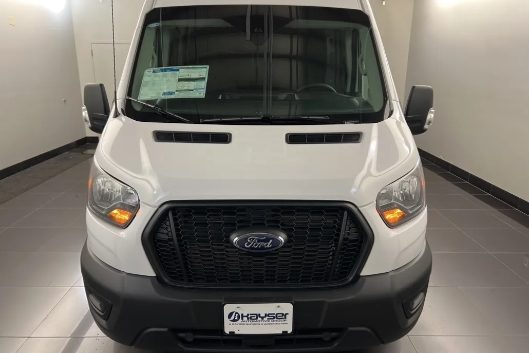 2025 Ford Transit photo 1