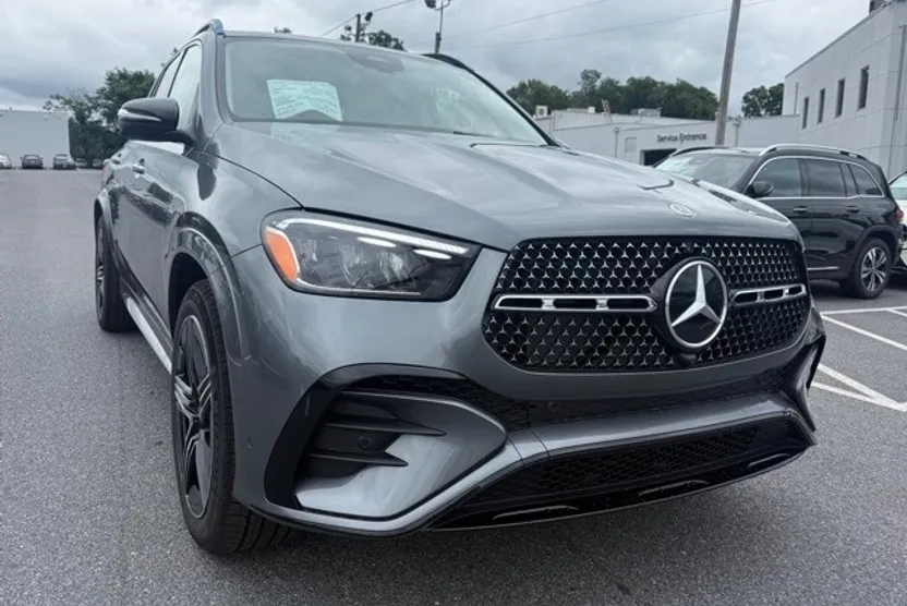 2026 Mercedes Benz GLE 350 4MATIC photo 1