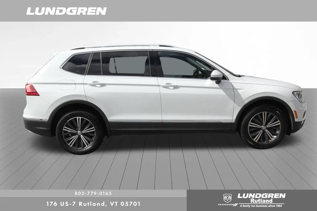 2018 Volkswagen Tiguan SEL photo 1