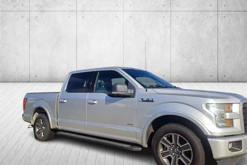 2015 Ford F-150 XLT photo 1
