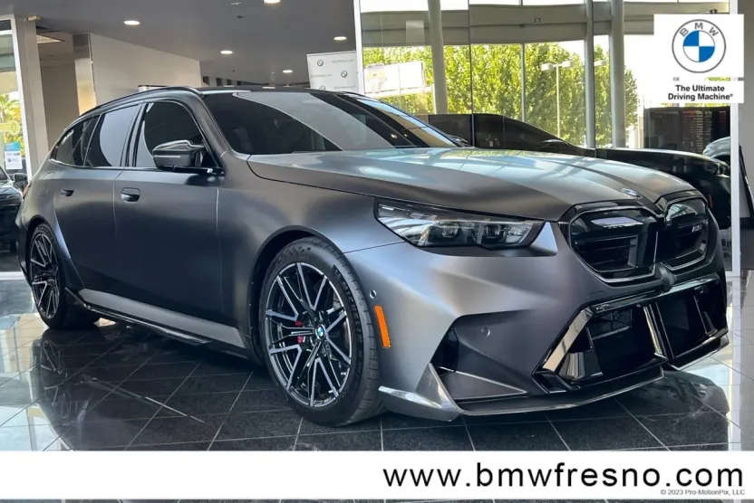 2025 Bmw M5 5 Touring photo 1