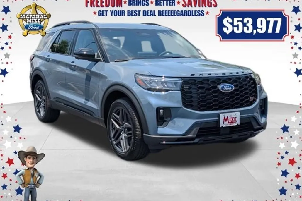 2025 Ford Explorer ST photo 1