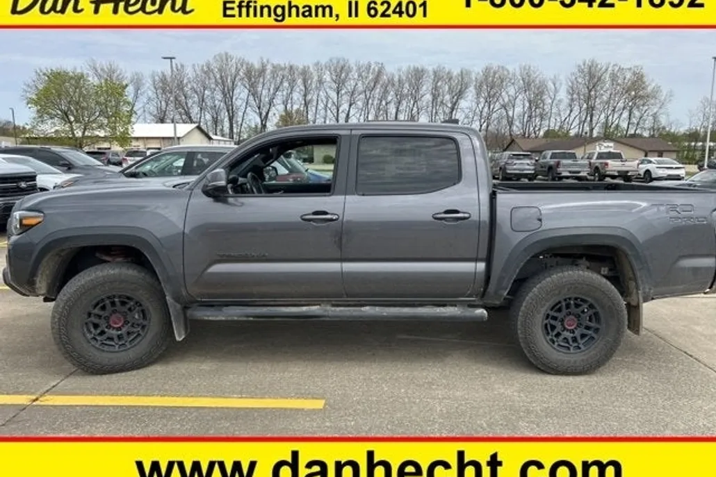 2023 Toyota Tacoma 4x4 TRD Pro photo 1